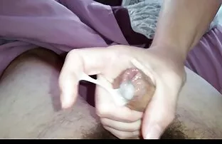 XXX セクシーなブルネットは短い髪で遊び、♥ 女子 向け エッチ 動画