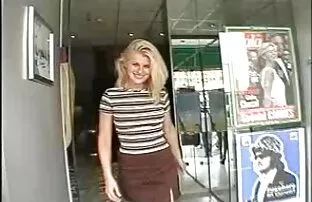 XXX Mamkaにストッキングはblowjob喉の前に性別脱パンティーとブラジャー アダルト 動画 女子 向け