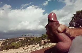 XXX 彼氏との大きなコック妻roastsで肛門性で自宅の前のアマチュアカメラ エロ 動画 女子 向け