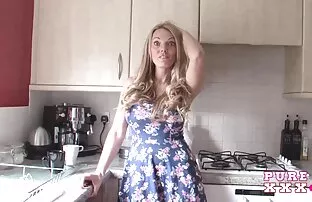 XXX 最愛の男とバスタブの中で黒の女の子の生活の中で最も美しいセックス アダルト ビデオ 女子 向け