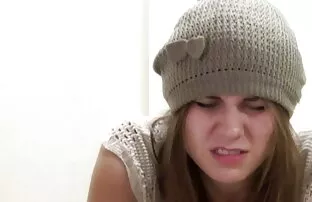 XXX ブルネットホスト柄▷ソロシーンで大人の玩具 女子 向け 無料 エロ