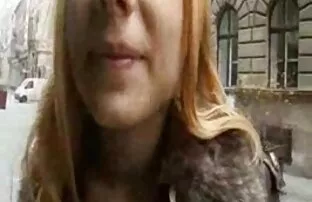 XXX 彼女の喉に大きなお尻を持つ母は、肛門性の前に強力なライザーを押します エロ 動画 女子 用