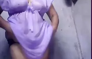 XXX エッチな女の子♥シンプルで効果的なフェラチオパートナーを示した 女子 向け セックス 動画