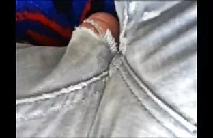 XXX ▷水着で観光客は海の中の友人のペニスの下にお尻を示しています 女子 向け セックス 動画