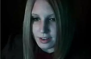 XXX 彼が食事している間、男は台所で馬のネジを引っ張ります エロ 動画 無料 女子 向け