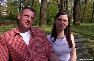 XXX フロイトは階段の上で楽しみにして、熱いセックスを手配します 女子 の ため の セックス 動画