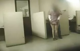 XXX 若い女の子が新しい恋人のメンバーを広げるのは初めてです 女子 向け h 動画