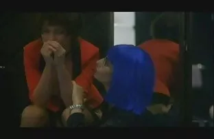 XXX ロシアの性成熟した男性は教師とオフィスUniversa 女子 向け エッチ 動画