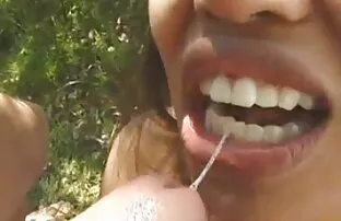 XXX スキニー 女子 専用 エロ 動画 slut運指の商品バイブレーターに膣や友人の彼女