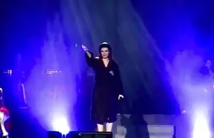 XXX 巨乳♥世界で最高の恋人とベッドの上でファック アダルト 動画 女子 向け