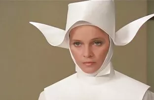 XXX Busty slut Sasha Knox誘惑彼女のガールフレンドEmmaハード 女子 用 エロ 動画