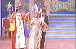 XXX ▷大きなお尻でアマチュアカメラの前で彼女の肛門の巨大なディルドを犯す av 動画 女子 向け