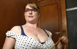 XXX 角質金髪をblowjob油後にマッサージオープンほのめかし性 アダルト ビデオ 女子 向け