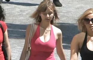 XXX 二十歳のアジアmasturbatesとディルドを脱いで彼女のパンティーと露出の大きな自然なおっぱい エロ 動画 無料 女子 向け