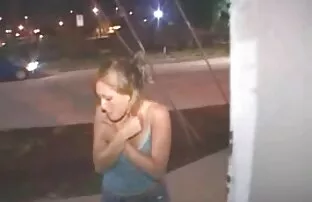 XXX 奴隷の猫は細い売春婦をなめている犯さとタイトなポイントで エロ 動画 無料 女子 向け