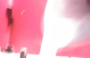 XXX 女の子は、白雪姫のベッドの上に黒人男性と性別 女子 用 アダルト 動画