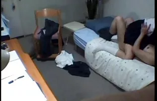 XXX 自然の中で火に犯された他の男とロシア♥ エロ 動画 女子 専用