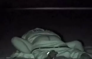 XXX 妻ブルネットの恋人は、アマチュアカメラの前で癌の姿勢を与える 無料 女子 向け エロ